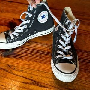 Women’s converse shoes
